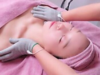 サロンデイジー(Salon Daisy)の写真/【痩身×首肩こり改善】ボディライン&身体の不調を同時にケアして理想のBODYをゲット♪