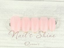 ネイルズシャインクイーンズ(nail's Shine Queen's)/上品トレンドアート