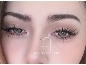 アルトビューティーギャラリー(ARTO beauty gallery)の写真/ふわっと軽い最高級セーブルで叶う海外風ボリュームラッシュ◇可愛さと華やかさを＊美しく上品な目元に◇