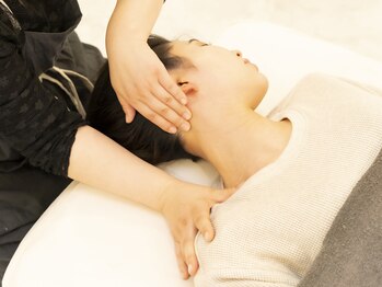 テト(TETO)/首周りのストレッチ