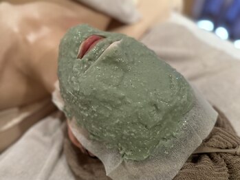 サロンパッテデシャット(salon patte de chat)の写真/【完全個室◇隠れ家サロン】エイジングケアに特化した極上フェイシャル◎保水力を高めて肌のバリア機能UP♪