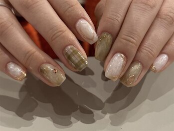 ヤーム アズ エティル(Yarm As Etel)/チェックネイル