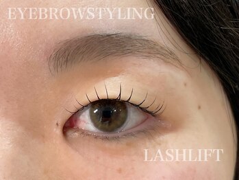 ファミーユ タカサキ(Fameu TAKASAKI)/まつげパーマ×眉毛