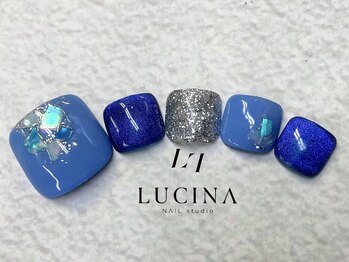 ネイルスタジオ ルキナ(LUCINA)/W-21 ブルーシェルミラーネイル