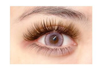 リナータ バイ シアン(Rinata by Cyan)/ブラウンボリュームラッシュ/D