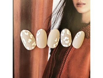 レイネイル レイアイ レイエステティック 扶桑店/ベージュ×レオパード