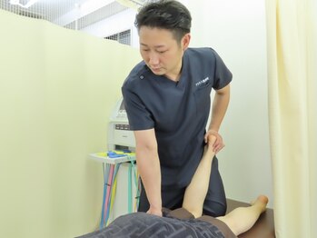 アトラス整骨院の写真/【歴10年以上の凄腕施術者☆】累計2万人以上の施術歴がある院長が丁寧に施術☆長年のお悩みを解決します！
