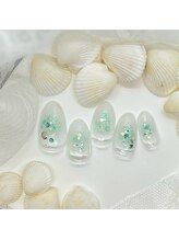ツメトトノウ/¥7,800チークネイル（加藤ゆ）
