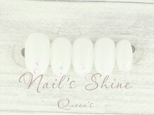 ネイルズシャインクイーンズ(nail's Shine Queen's)/上品トレンドアート