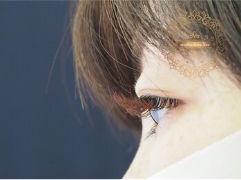 クリエイティブサロンナオ(Creative Salon Nao)の写真/まつエクは持続に勝るものはなし！バインドロックで濃さ調節＆美フォルムも長持ち◎カラーMIXで抜け感も！