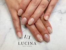 ネイルスタジオ ルキナ(LUCINA)/W-19 大人上品スタッズドット