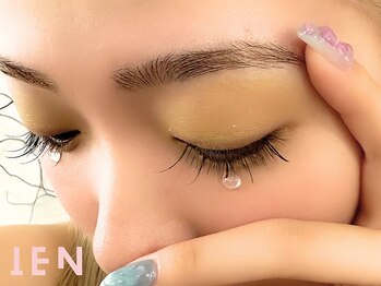 イエン(IEN)の写真/束感＋ボリュームが欲しい方必見！【ダブルフラット/バインドロック】憧れの束感睫毛♪フラットラッシュ有