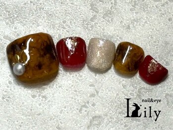 ゴールド/カフェラテ/黒ネイル