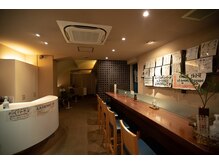 コリとり名人 癒庵/内観1_奥行きのあるエントランス