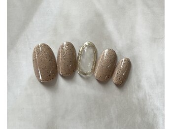 アミュレット(AMULET)/9月定額　4950円(税込)