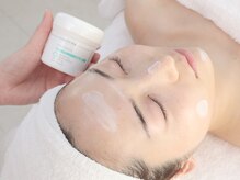 アネラ(ANELA)/21.デイクリーム塗布