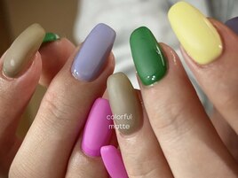 個性派ニュアンスネイル