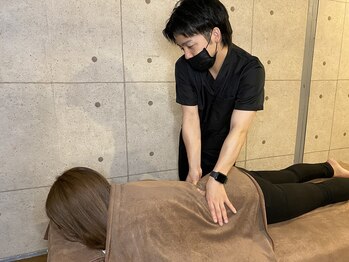 ハリトマト 梅田中崎/施術(腰痛・姿勢改善施術)