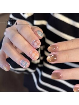 イベル 神戸三宮店(ibelu)/チェックネイル