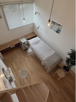 ポームム(POMUM)の写真/【高崎市】の静かな川沿いにあるeyelash room♪落ち着ける空間でゆったり癒されながら自分磨き時間を。