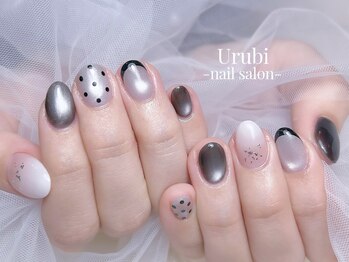 ウルビ(Urubi)/ドットネイル
