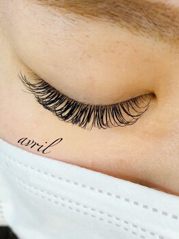 アブリル(avril)/3Dボリュームアイラッシュ☆