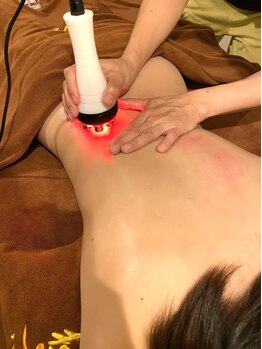 極めリラクゼーション/ハイパー痩身で美肌と美脚へ