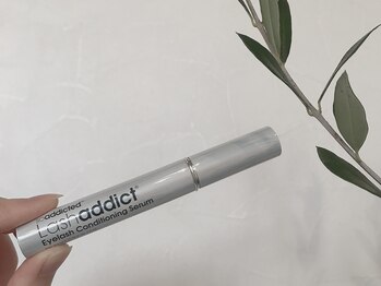 アン プレゾン(Un Plaisant)/ラッシュアディクト♪