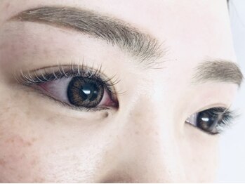 ミニョンアイラッシュデザインサロン くずは店/ 眉美人に！【眉スタイリング】