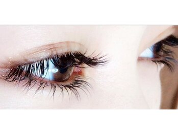 グランデアイズ(Grand de eyes)/上下つけ放題