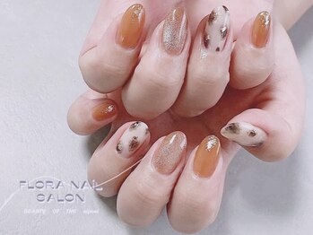 フローラネイルサロン/