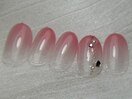 ピンクグラデーションネイル