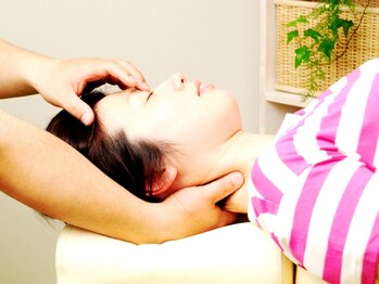 ハルモニア コルプス整体院(Harmonia Corps)/首や肩がほぐれてお顔もすっきり