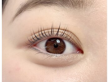 キャパ セントラル アイラッシュ(CAPA central eyelash)の写真/【次世代まつ毛パーマ】抜け感のある外国人風な目元でナチュラルな目元☆パリジェンヌラッシュリフト¥4950