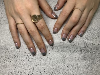 クレセント アイ アンド ネイル 大濠公園店(Crescent)/ニュアンスネイル