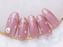 ちゅるん系カラー縁取りネイル