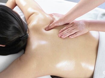 サロン ストック(STOCK)の写真/あなたの不調を徹底改善★リンパの流れを促し、体内に溜まった老廃物を放出!丁寧なカウンセリング有◎