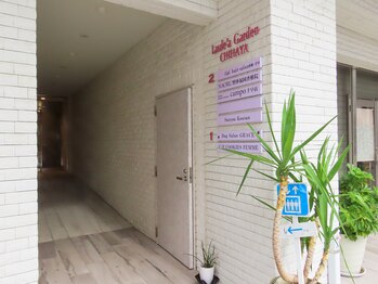 カンポ 千早店(campo)/テナント入口