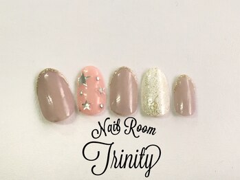 ネイルルーム トリニティ(Nail Room Trinity)/150種類以上選べるアート付