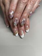 ホームサロンアトリエ エムナイン(Home Salon Atelier M9)/シェルネイル