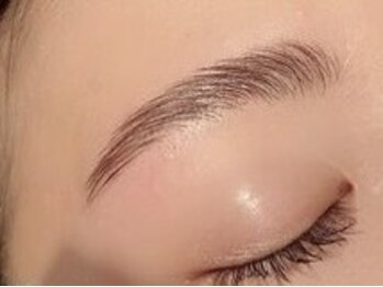 メイ(meeii)の写真/【毎朝のメイク時間短縮に♪】ハリウッドブロウ（眉毛デザイン+WAX脱毛）で立体感のあるふんわりした眉へ◎