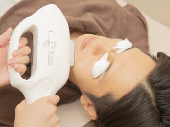 ナビ ビューティー(NABI Beauty)の写真/【メンズも脱毛する時代】清潔感UP、垢抜けには必須の脱毛♪短期集中で効果実感！痛みが苦手な方にも◎