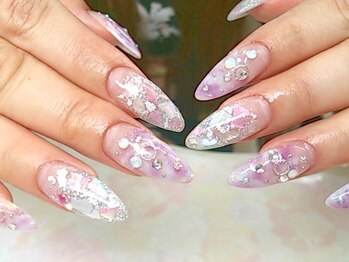 ツメカザリ(TsumekazaRi)の写真/深爪が悩み・スラッとした爪が憧れ・ネイルはやっぱりロングが好き…！そんな方はスカルプで理想の指先に♪