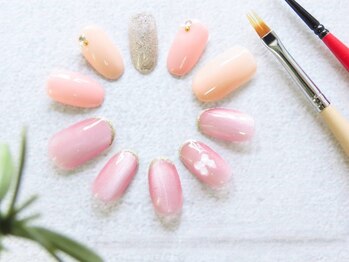 ネイルサロン キュアイスト 府中店(CUREist)の写真/定額コースで選べるメニューが豊富！毎月新作が更新されるデザインやトレンドが自由に選択！