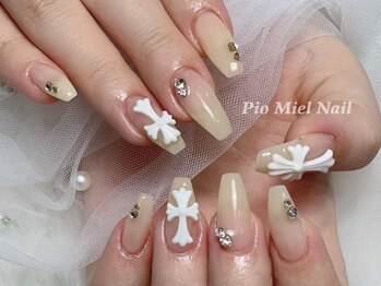 ピオミエルネイル 新宿(pio miel nail)/大人の十字架ネイル