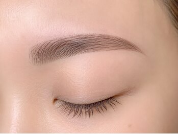 クージー(COOGEE)の写真/骨格に合わせた自然で垢抜ける美眉デザイン