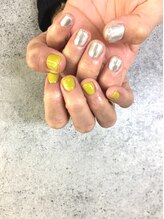 プライズアイリス アイラッシュ 池袋東口店(prize Iris eyelash)/アシメネイル