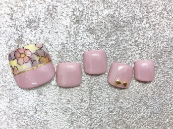 ネイルブレイク リリア(Nail Break lilia)/【初回オフ無料】フラワーネイル