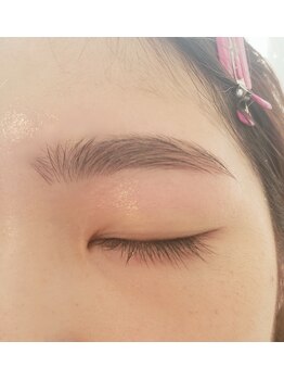 プトゥリ(Putri)/アイブロウスタイリング