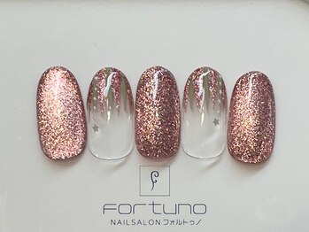 トレンドネイル